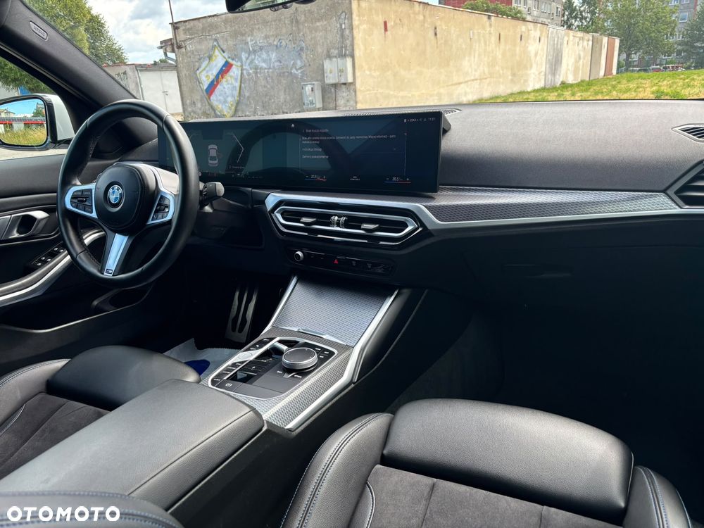 BMW Seria 3 320i xDrive M Sport - 40