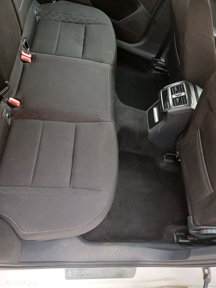 Skoda Superb 1.6 TDI Ambition - 7