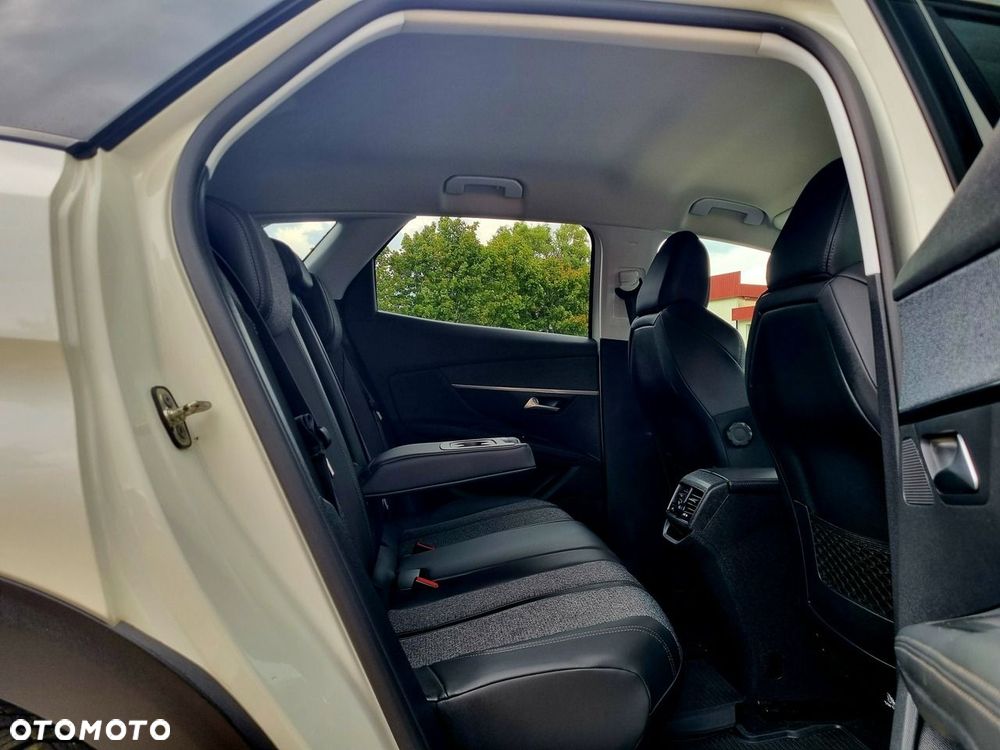 Peugeot 3008 1.6 BlueHDi Allure S&S - 13