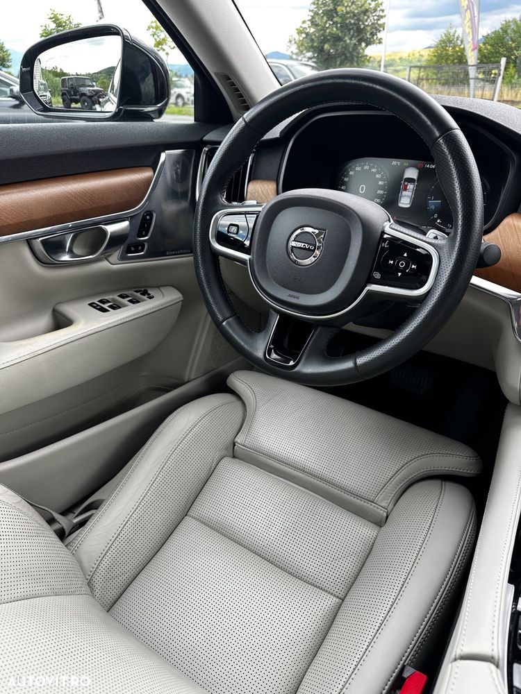 Volvo S90 D5 AWD Geartronic Inscription - 38