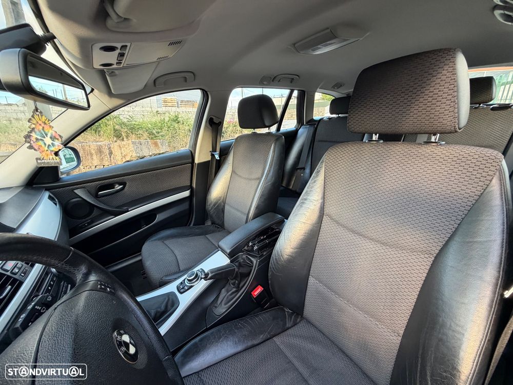 BMW 318 d DPF Edition Sport - 12