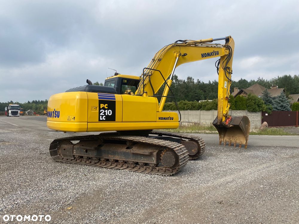 Komatsu PC 210 LC - 1