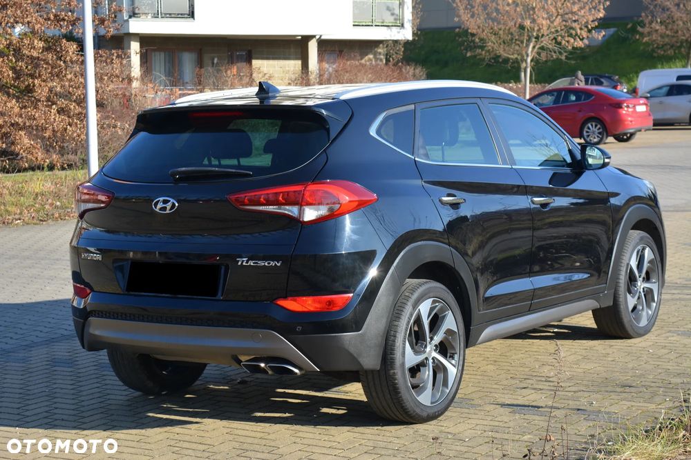 Hyundai Tucson 2.0 CRDI BlueDrive Comfort 2WD - 5