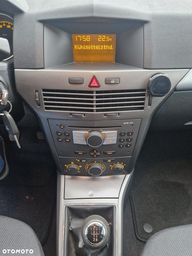 Opel Astra - 36