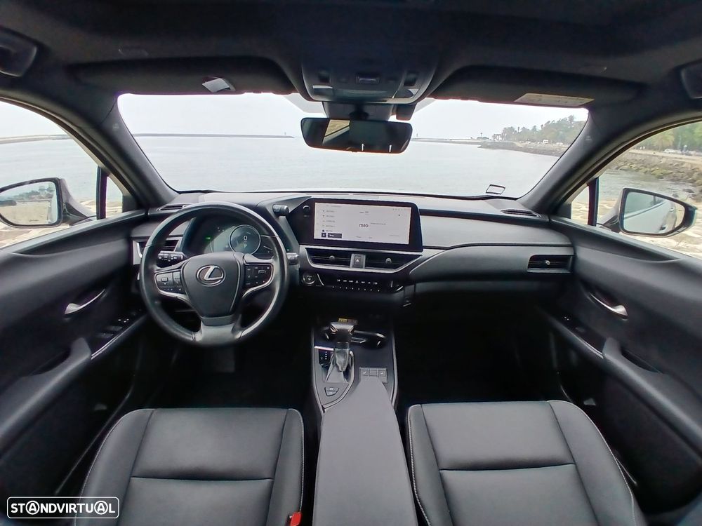 Lexus UX 250h Sport (Ecrã 12.3) - 11