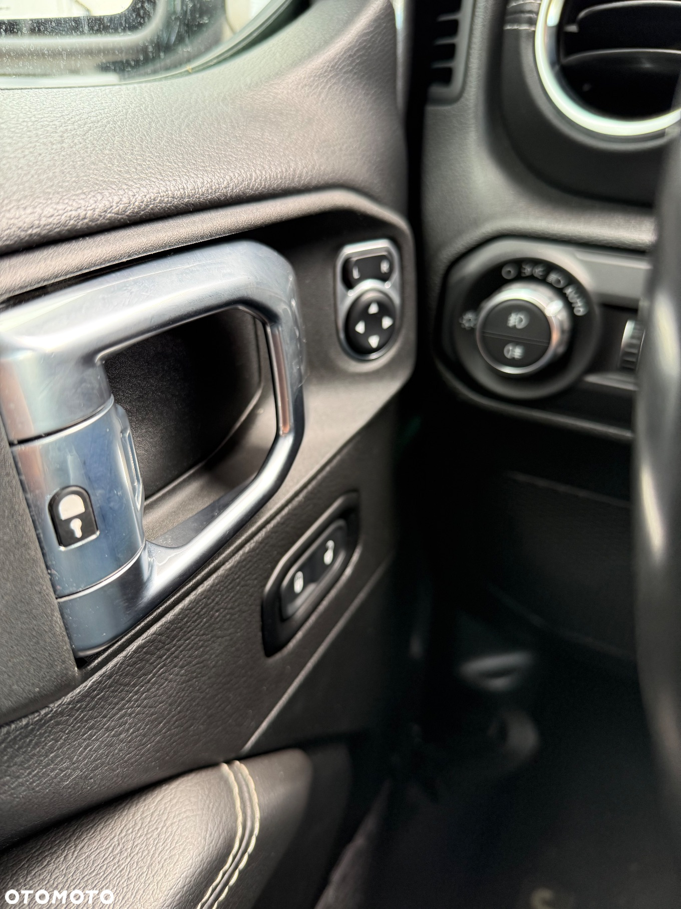 Jeep Wrangler Unlimited GME 2.0 Turbo Sahara - 15