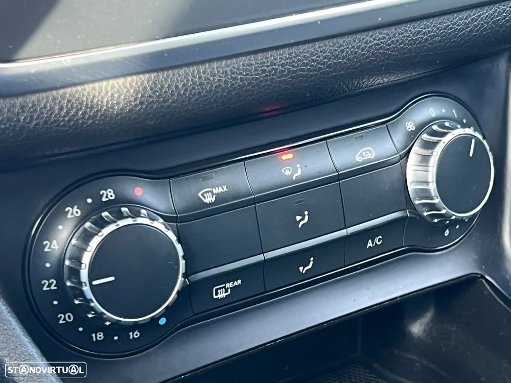 Mercedes-Benz CLA 180 - 23