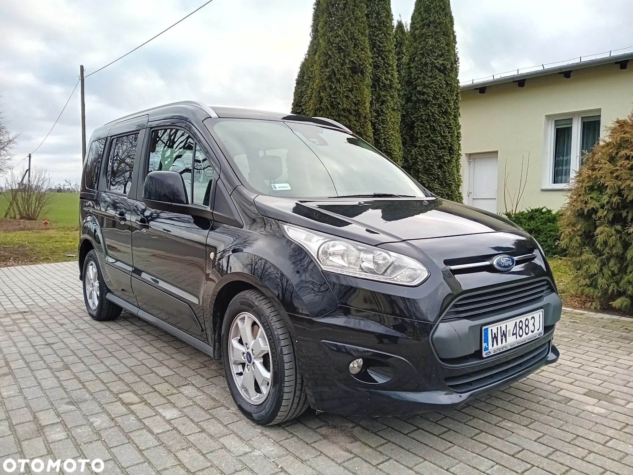 Ford Tourneo Connect 1.5 TDCi Titanium - 1