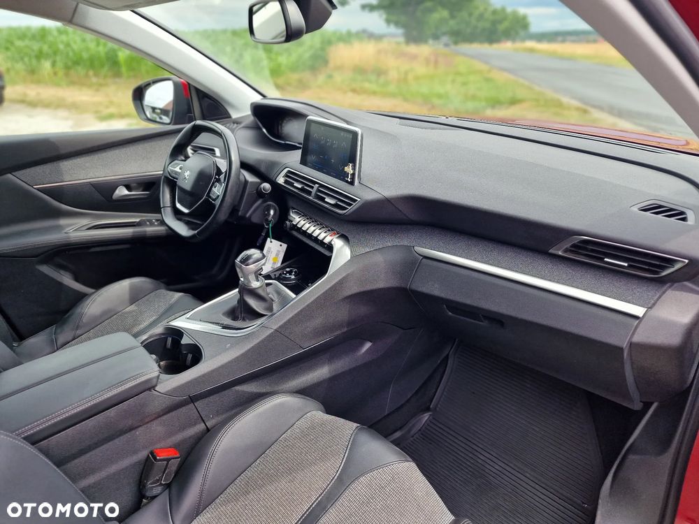 Peugeot 3008 BlueHDi 130 Stop & Start Allure - 28