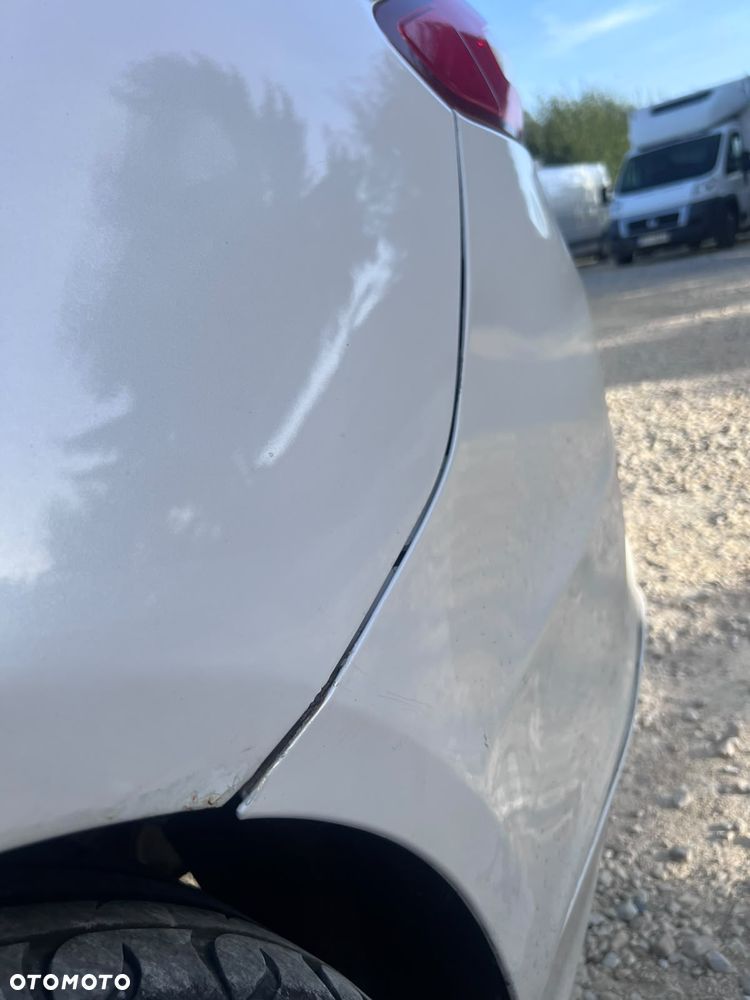 Ford Mondeo - 20
