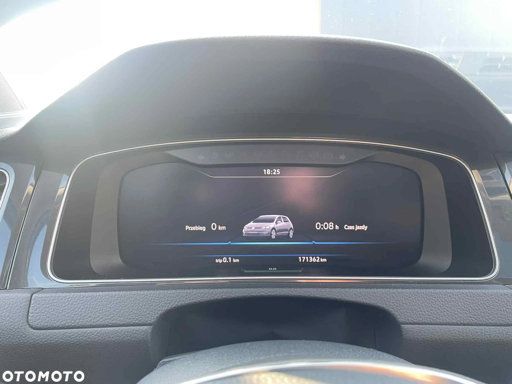 Volkswagen Golf - 9