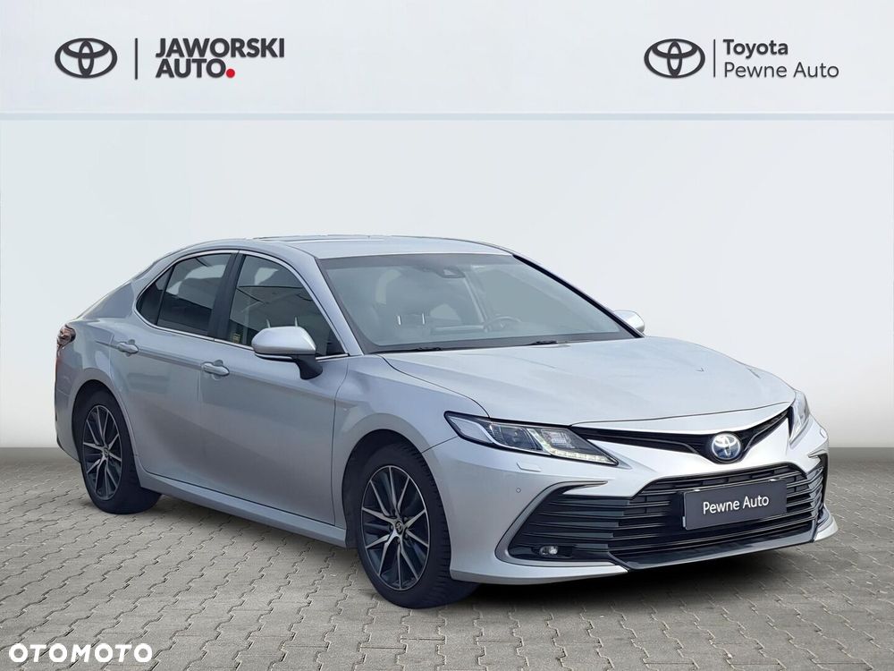 Toyota Camry 2.5 Hybrid Prestige CVT - 2