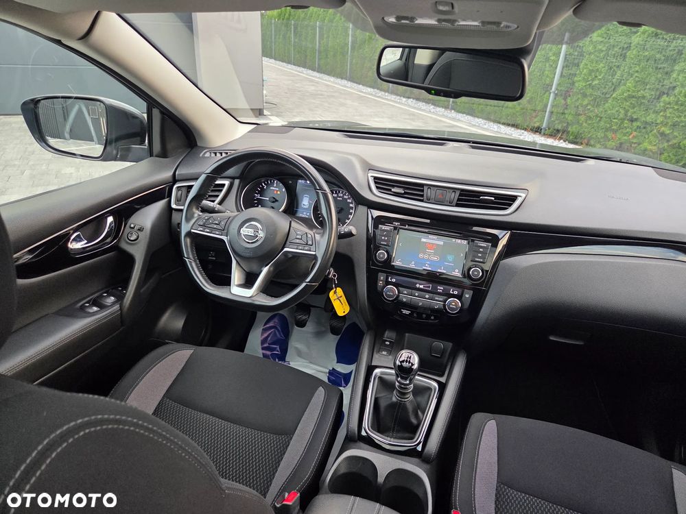 Nissan Qashqai 1.7 dCi N-Connecta - 19
