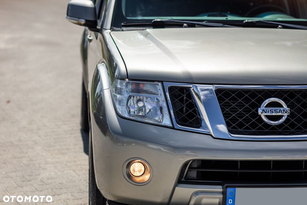 Nissan Pathfinder 2.5 dCi Platinum - 10