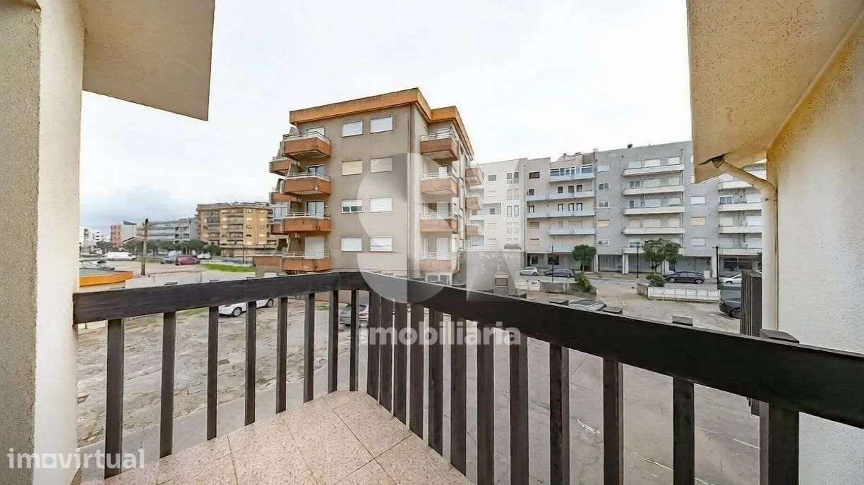Moradia T3 em primeira linha de mar de Aver-o-Mar - Grande imagem: 2/27