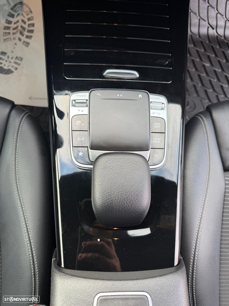 Mercedes-Benz A 180 d 7G-DCT AMG Line - 32