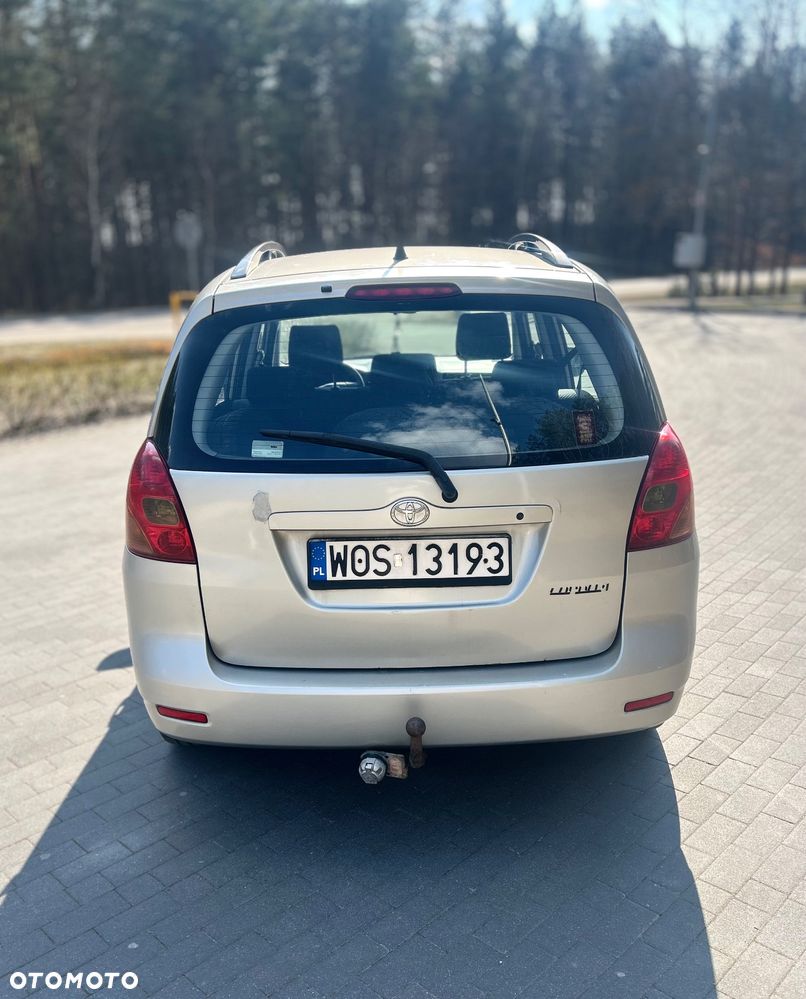 Toyota Corolla Verso 2.0 D-4D - 6