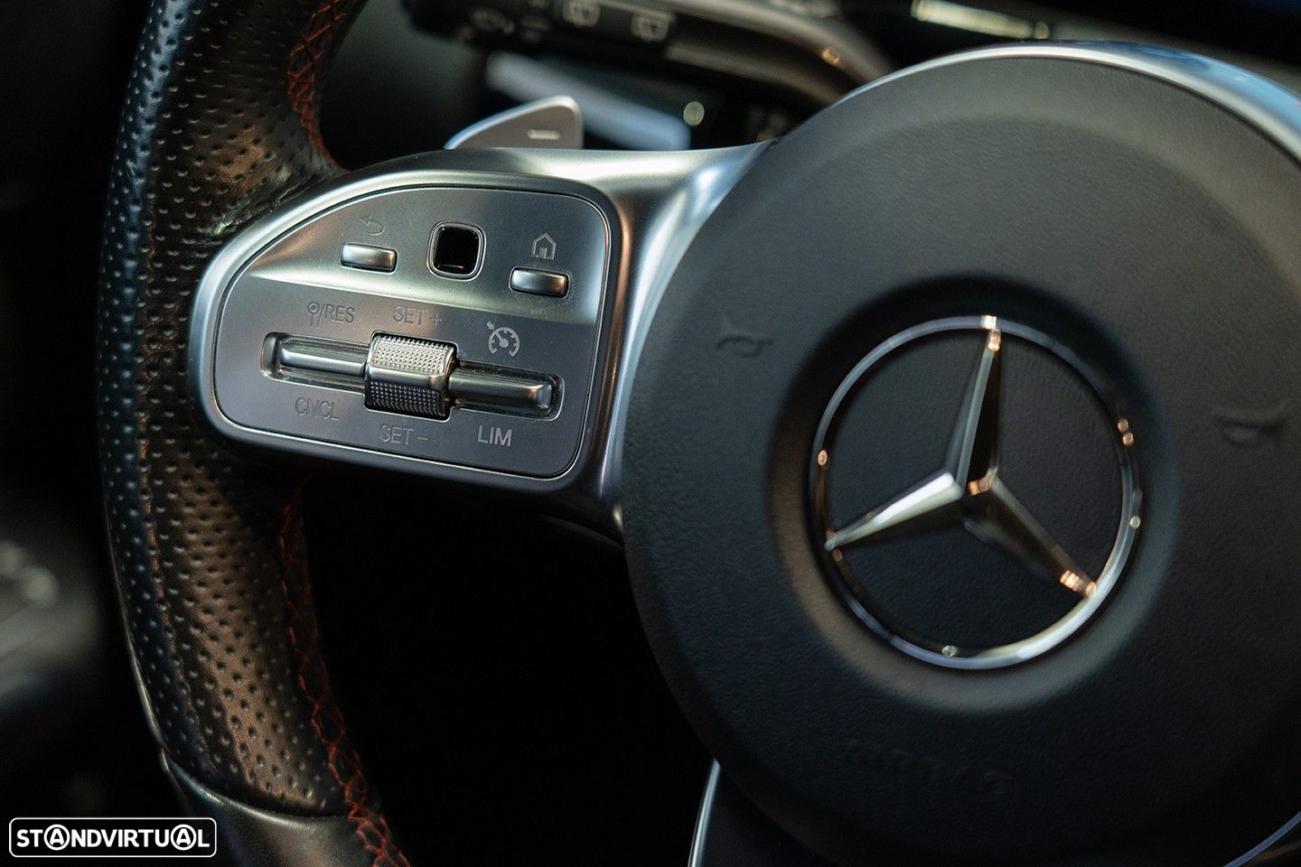 Mercedes-Benz GLA 180 d AMG Line - 26