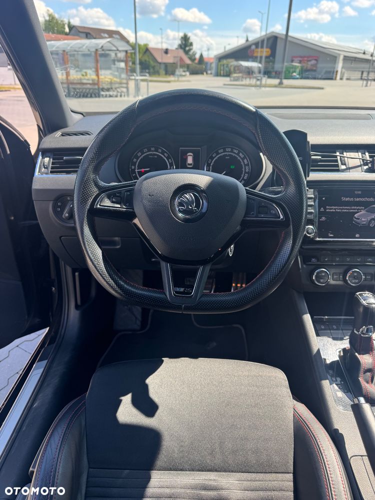 Skoda Octavia 2.0 TDI RS DSG - 4