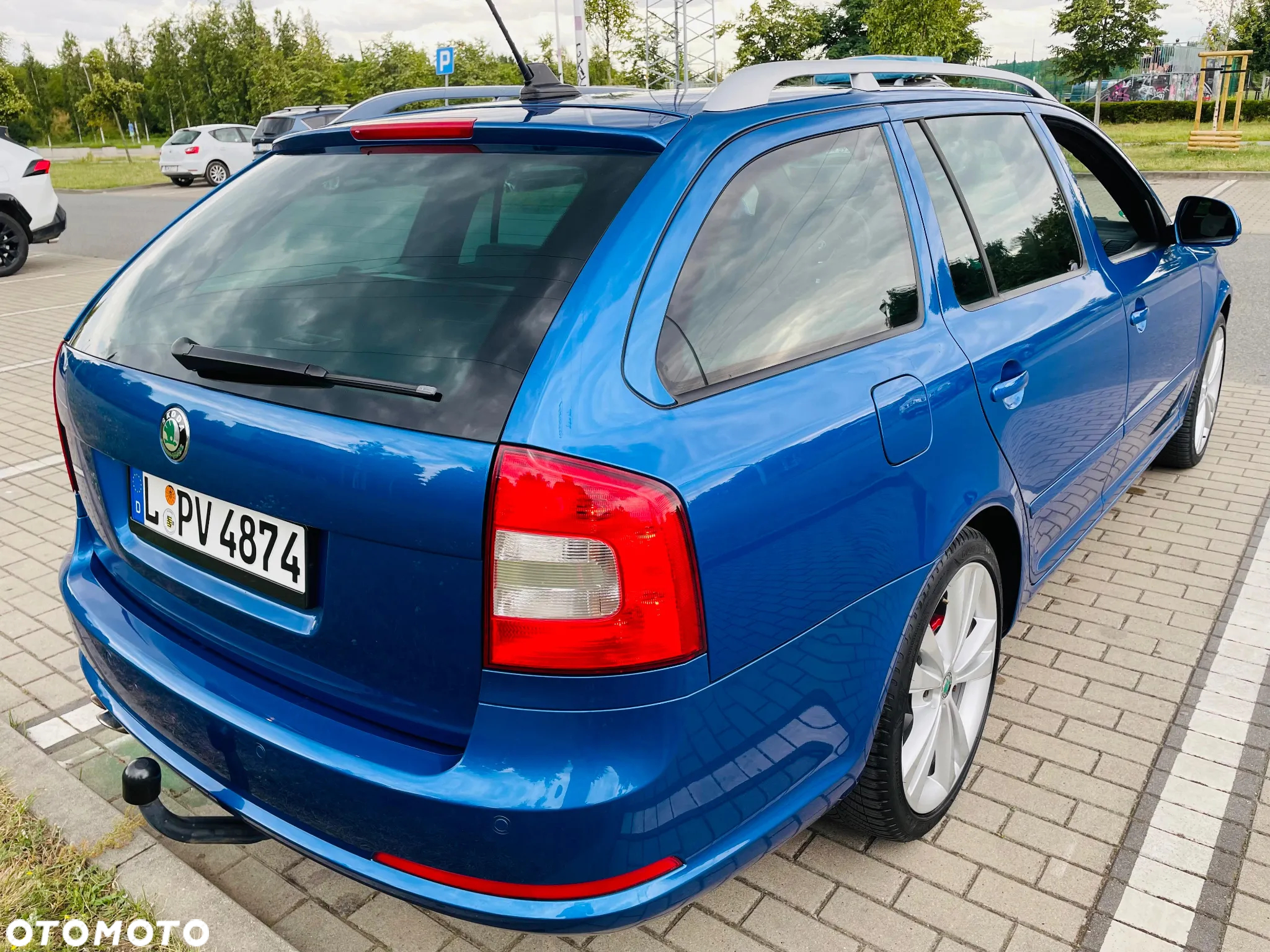 Skoda Octavia Combi 2.0 TDI CR DPF RS - 5
