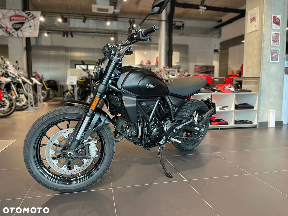 Ducati Scrambler - 9