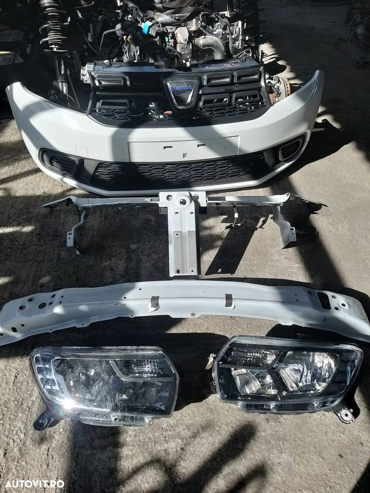Vand Fata Completa pentru Dacia Sandero 2 an dupa 2019 , 1.0 Beznina, Alb - 6
