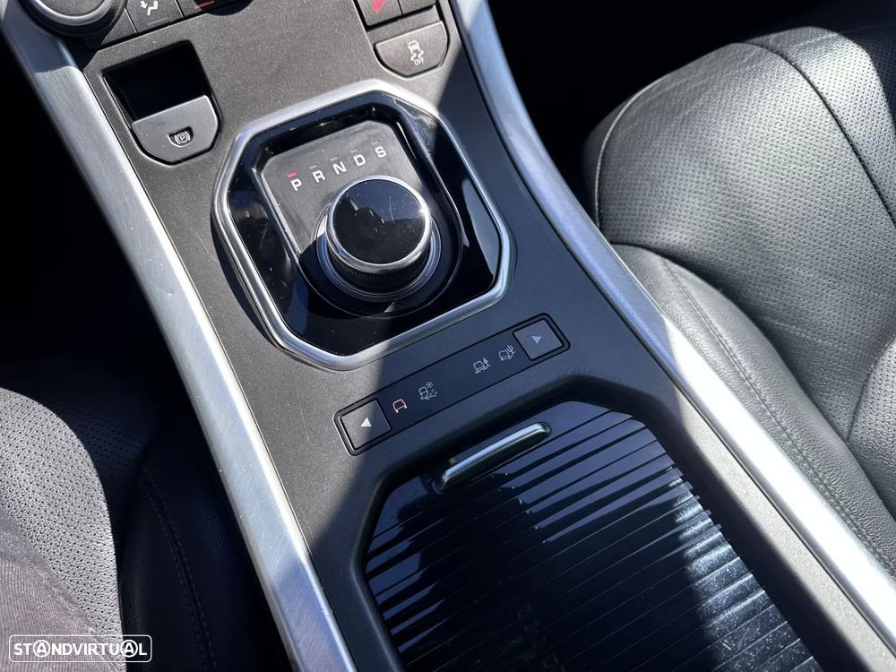 Land Rover Range Rover Evoque 2.0 D150 AWD R-Dynamic Auto - 43