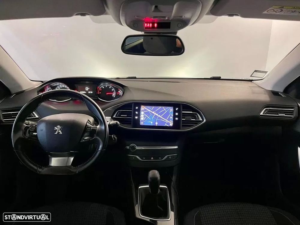 Peugeot 308 1.2 PureTech Style - 4