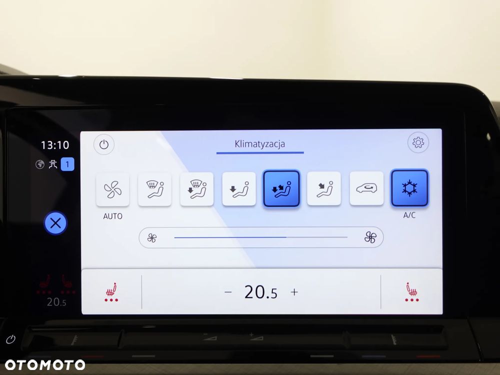 Volkswagen Golf 2.0 TDI SCR Life - 32