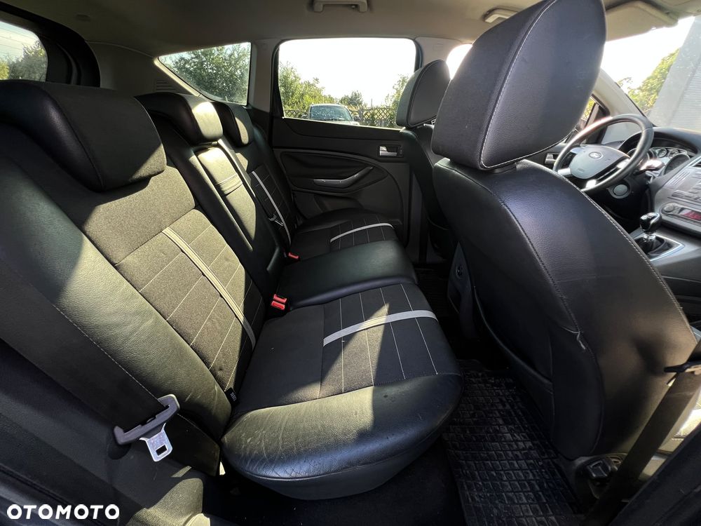Ford Kuga 2.0 TDCi 4x4 Titanium - 14
