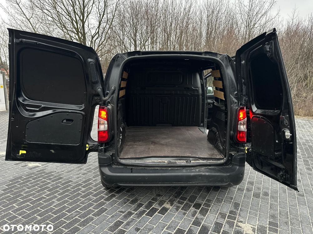 Opel COMBO - 18
