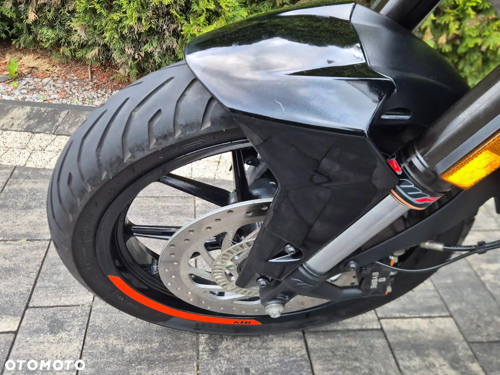 KTM Duke 125 - 23