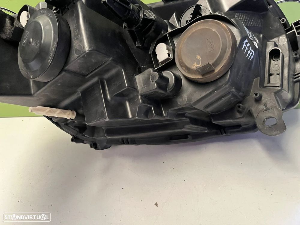 DACIA SANDERO II FAROL LED ESQUERDO - FF777 - 8