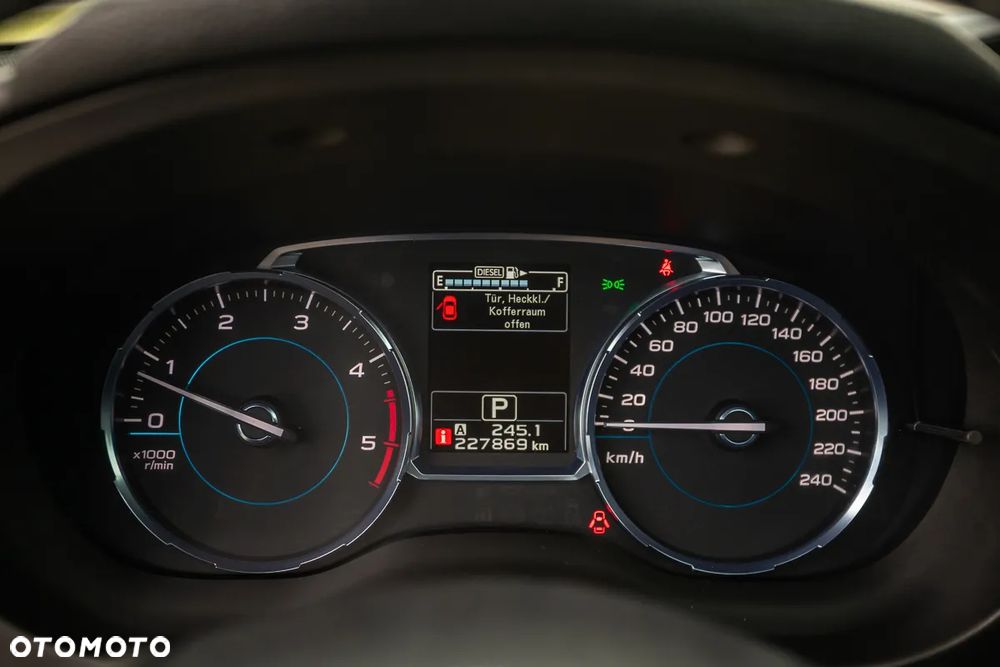 Subaru Forester 2.0D Lineartronic Exclusive - 34