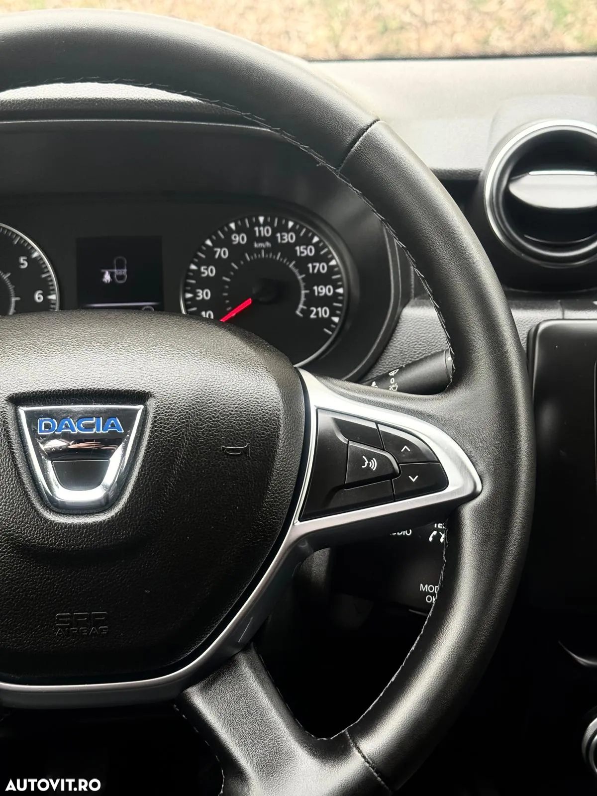 Dacia Duster 1.6 SCe 4WD Prestige jante 17" - 22