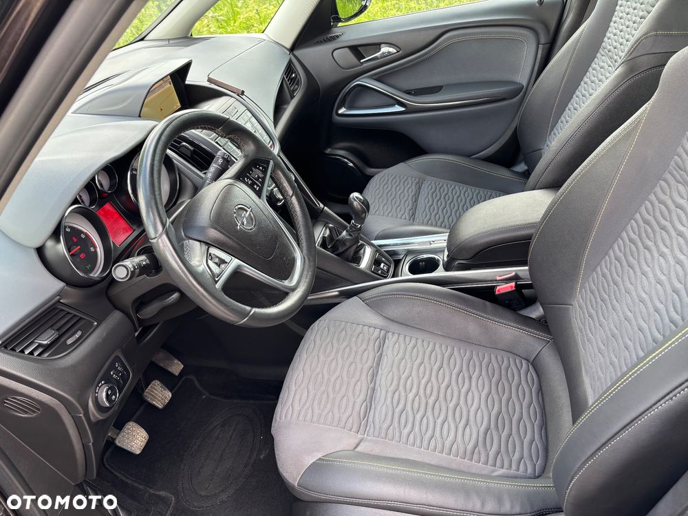 Opel Zafira 2.0 CDTI Enjoy - 23