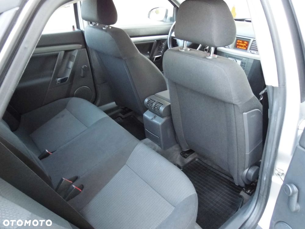 Opel Vectra - 32