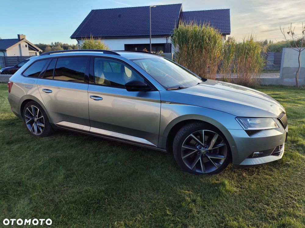 Skoda Superb 2.0 TSI 4x4 DSG Sportline - 10