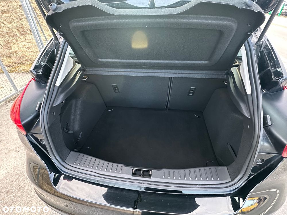 Ford Focus 1.0 EcoBoost Ambiente - 8