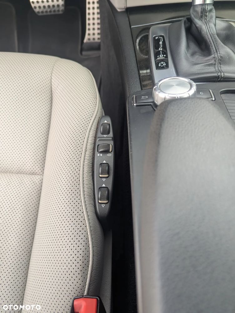 Mercedes-Benz Klasa C 300 CDI BlueEff 4-Matic Avantgarde - 15