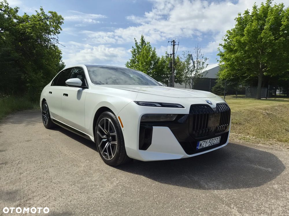 BMW Seria 7 - 8