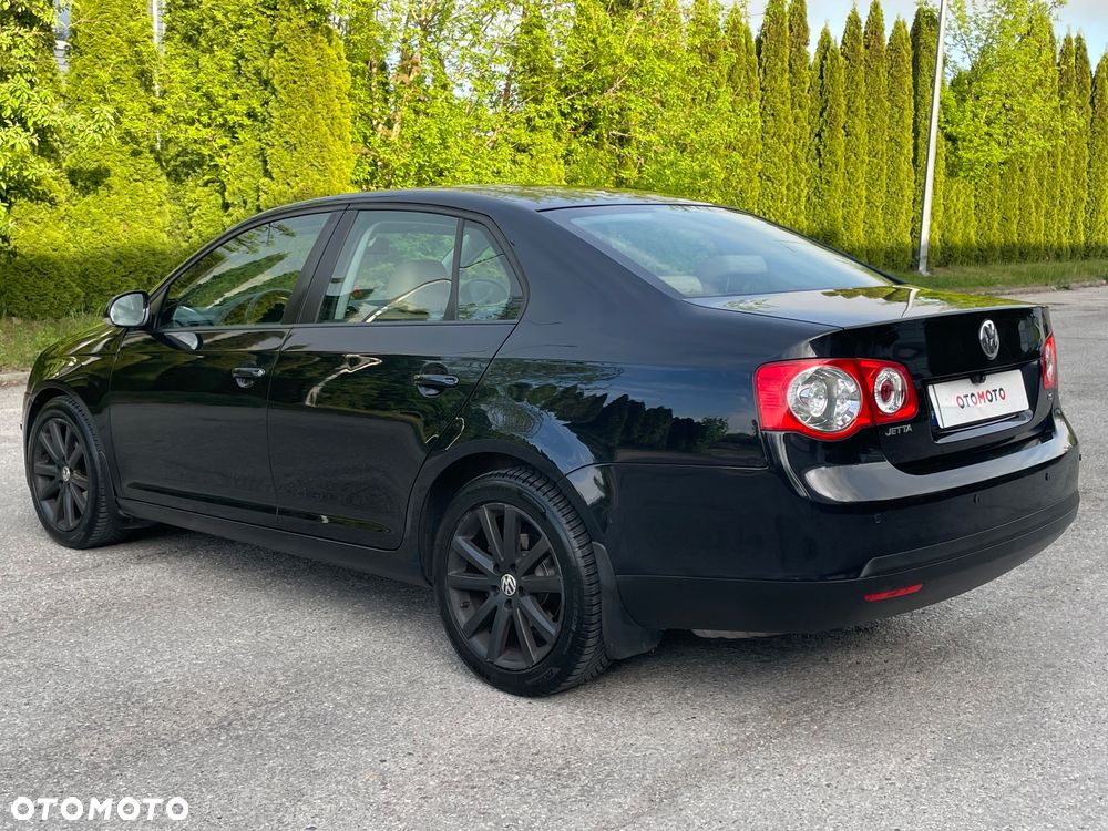 Volkswagen Jetta 1.4 TSI Highline Optimum - 25