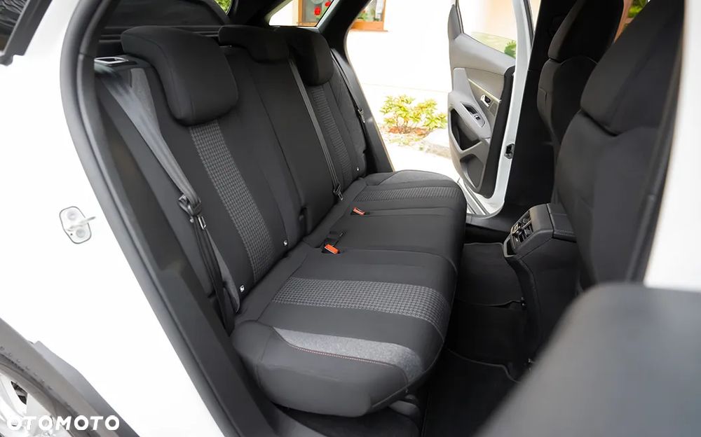 Peugeot 3008 BlueHDi 130 Stop & Start EAT8 Active Business-Paket - 31