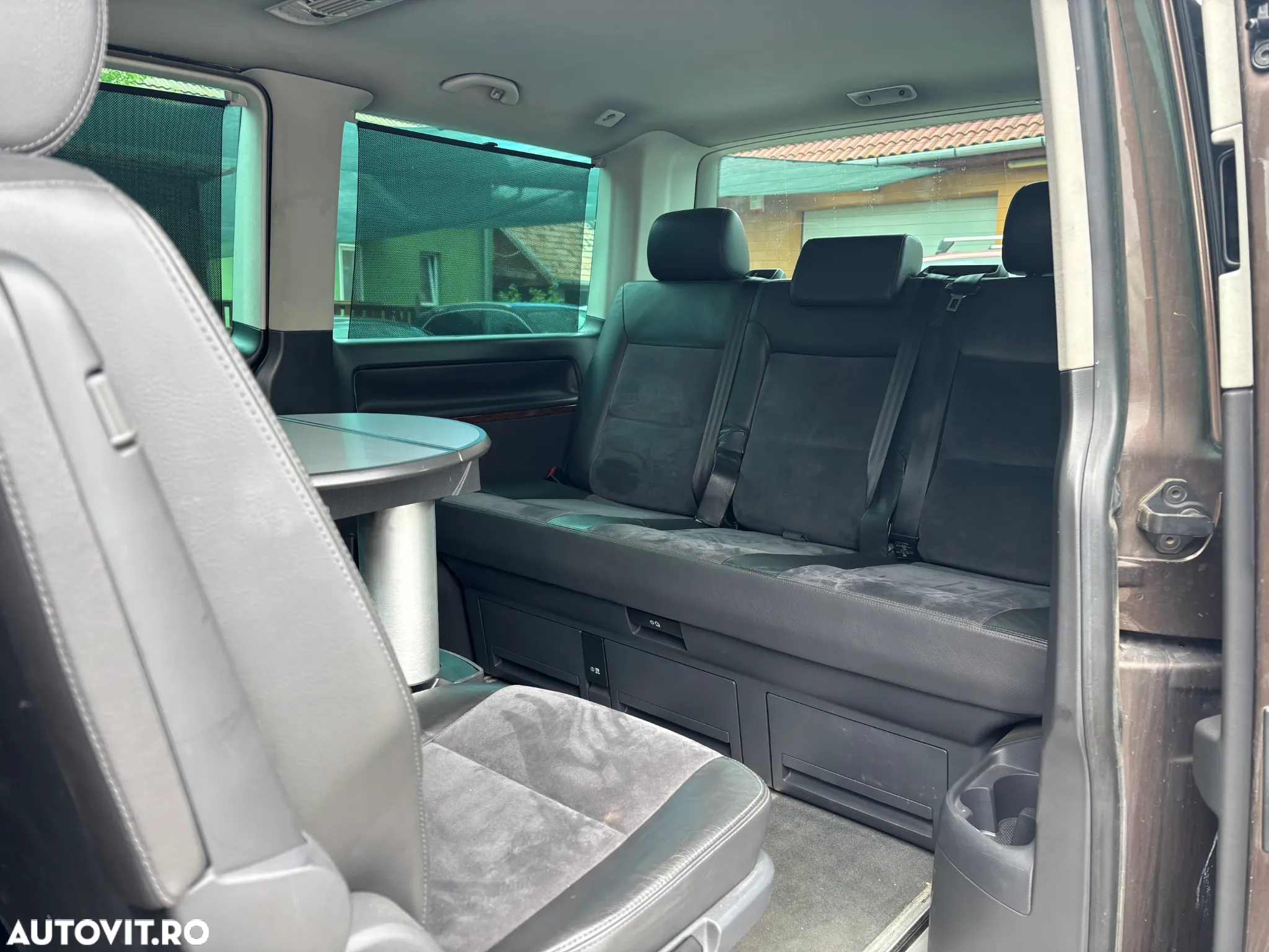 Volkswagen Multivan - 3