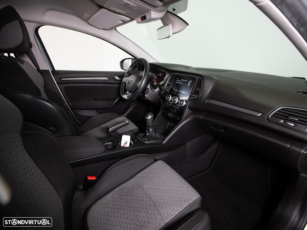 Renault Mégane 1.5 Blue dCi Limited - 9