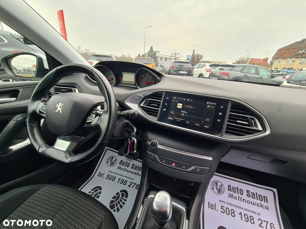 Peugeot 308 1.5 BlueHDi Business Line S&S - 26