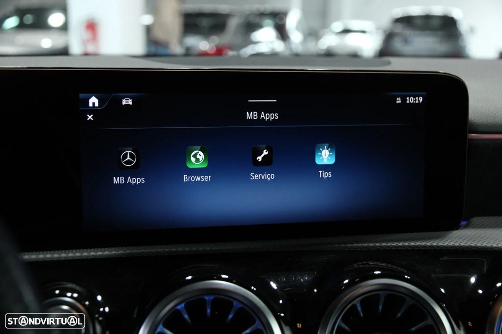 Mercedes-Benz A 250 e AMG Line - 22