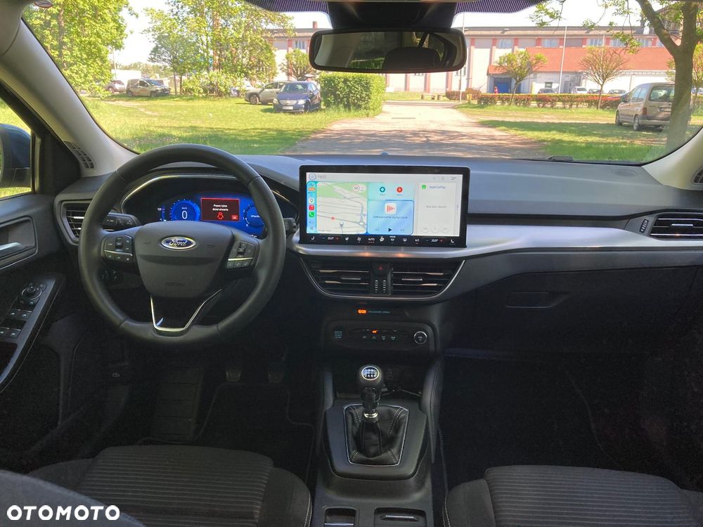 Ford Focus 1.0 EcoBoost Titanium X - 9