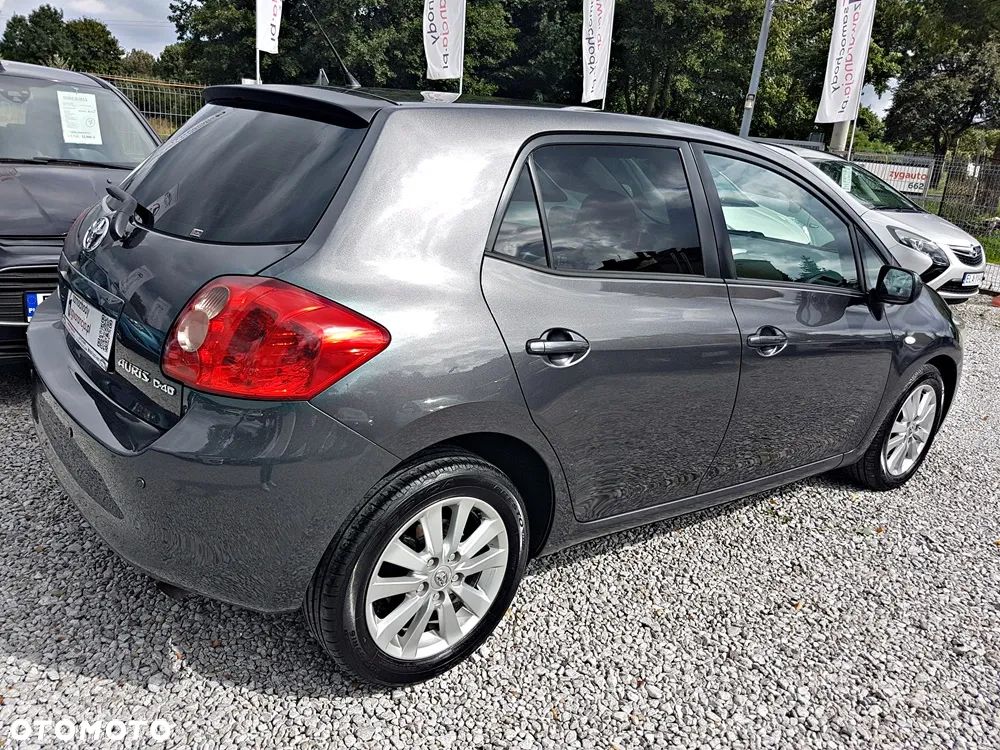 Toyota Auris 2.0 D-4D Executive - 6
