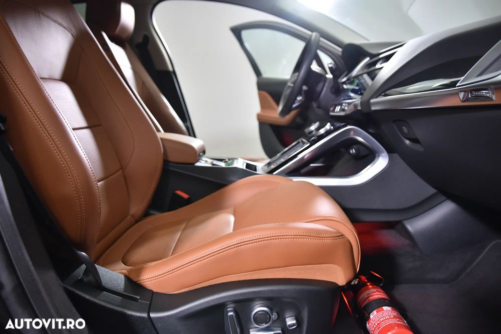 Jaguar I-Pace - 11
